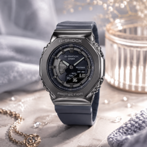 Casio G-SHOCK WOMEN GM-S2110B-8ADR Kadın Kol Saati