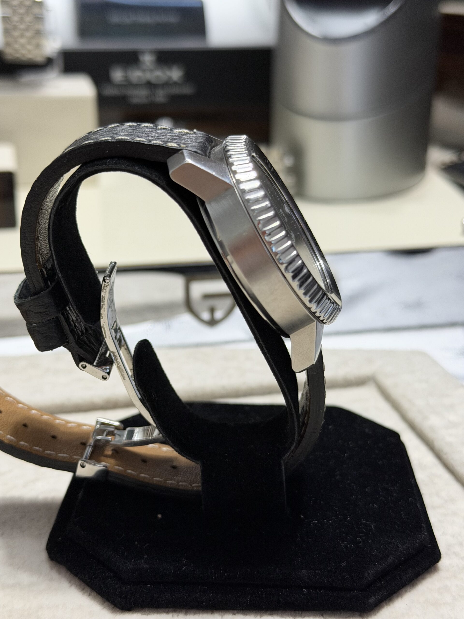 TISSOT T-NAVIGATOR 3000 – SWISS MADE - Görsel 4